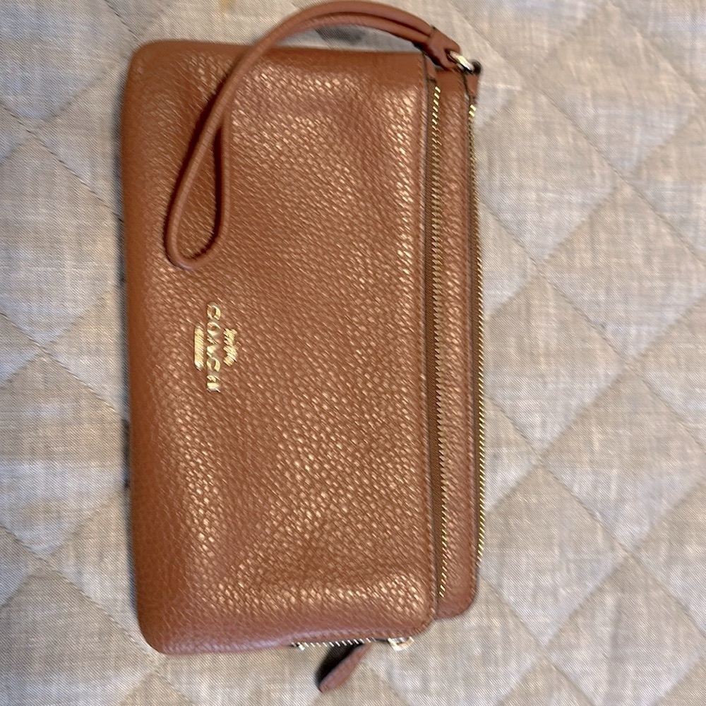 Coach wallet style